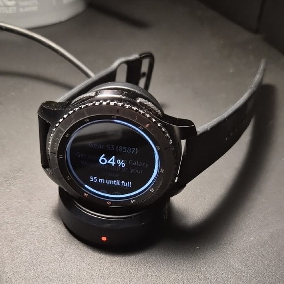Samsung Gear S3 Frontier Smartwatch - Classic Black - Picture 2 of 7